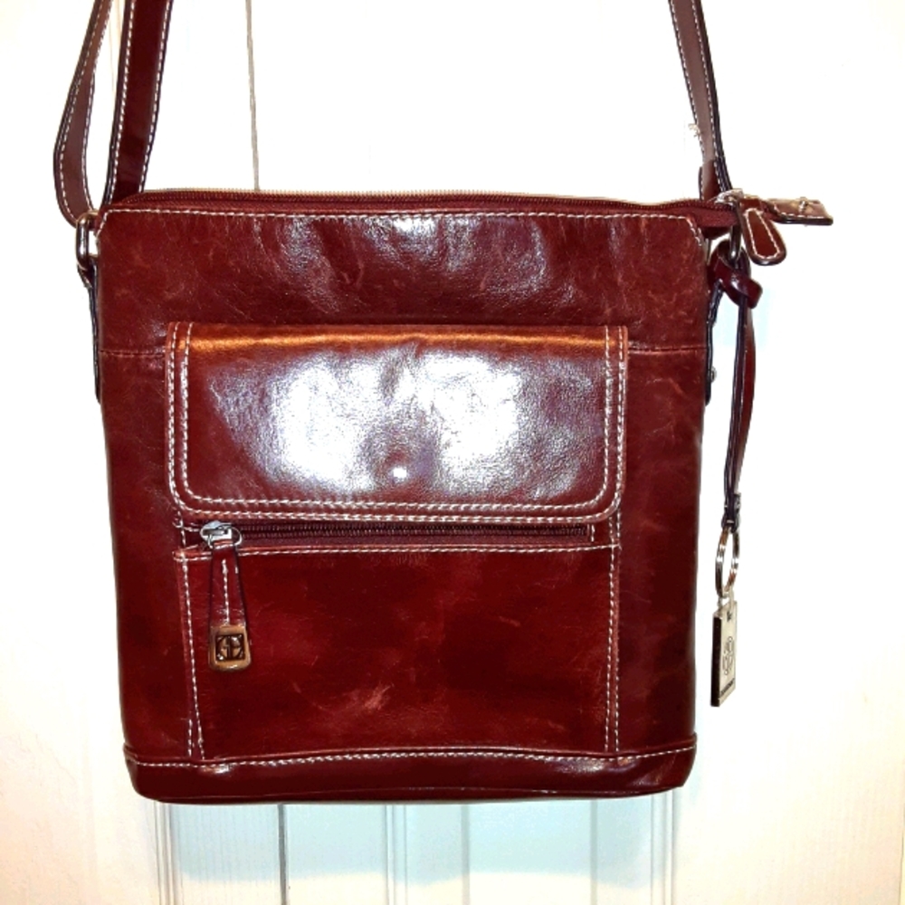 GIANI BERNINI leather crossbody deep burgundy bag